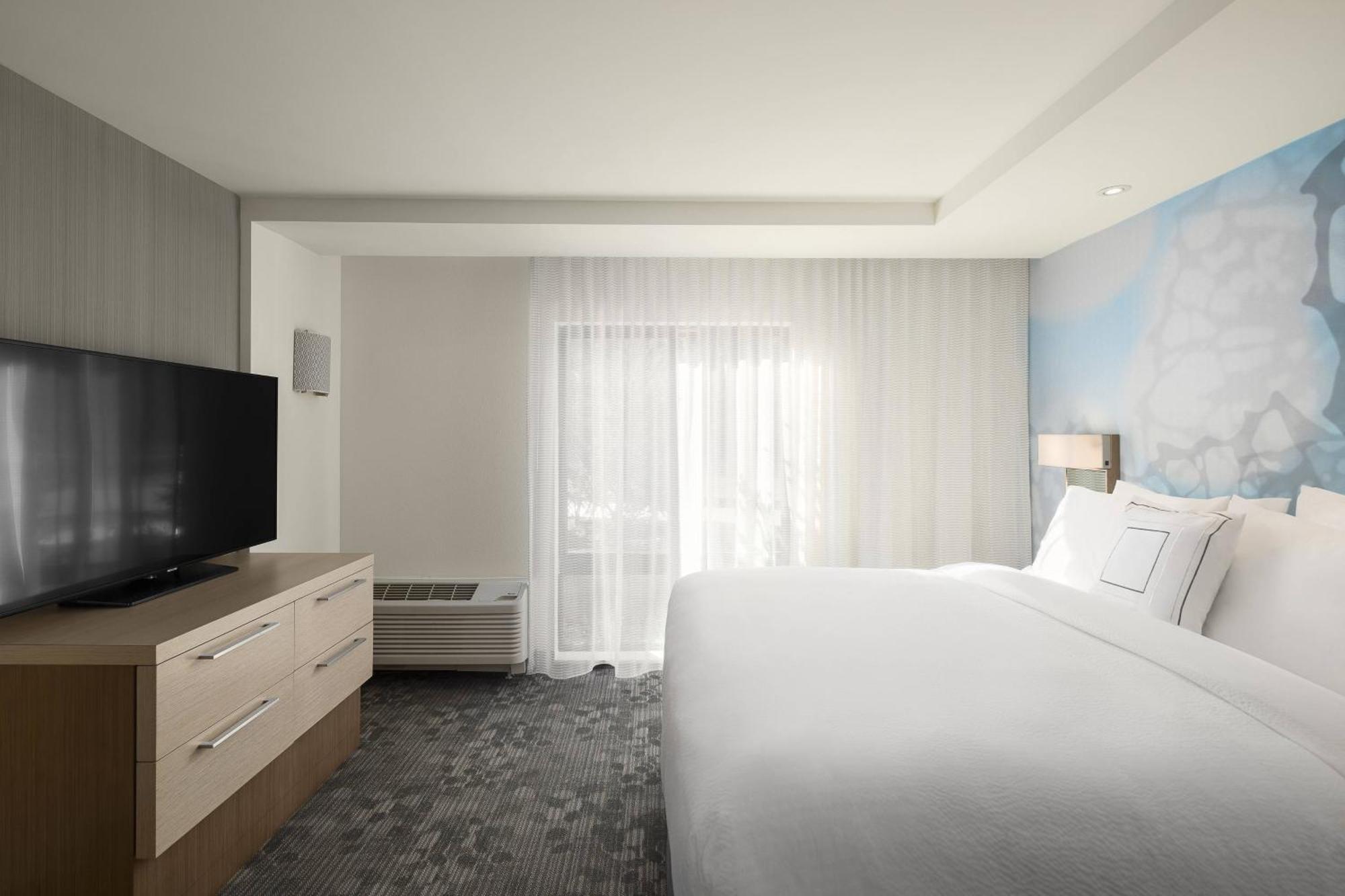 Courtyard By Marriott Seattle Northgate Hotell Exteriör bild