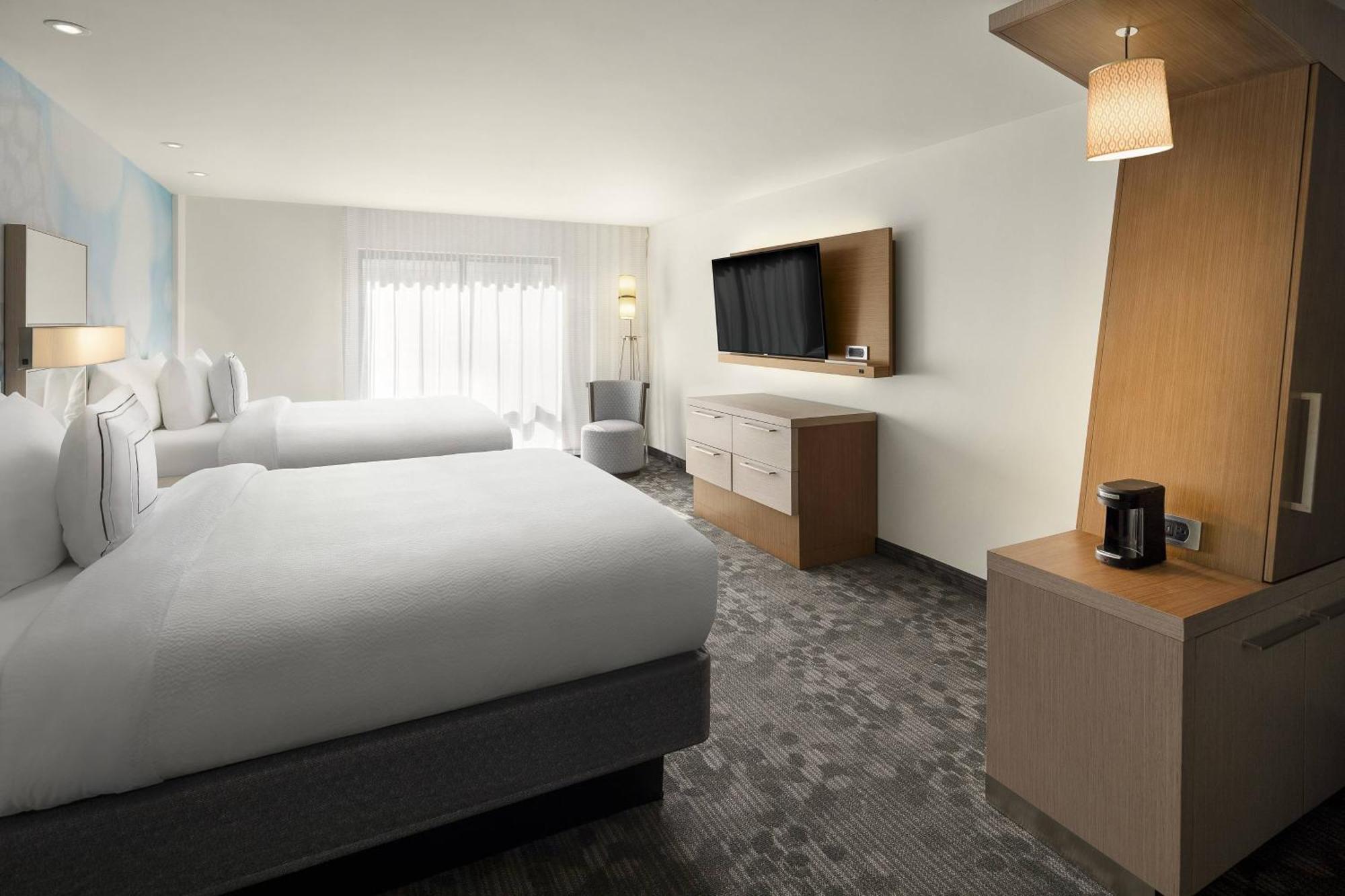 Courtyard By Marriott Seattle Northgate Hotell Exteriör bild