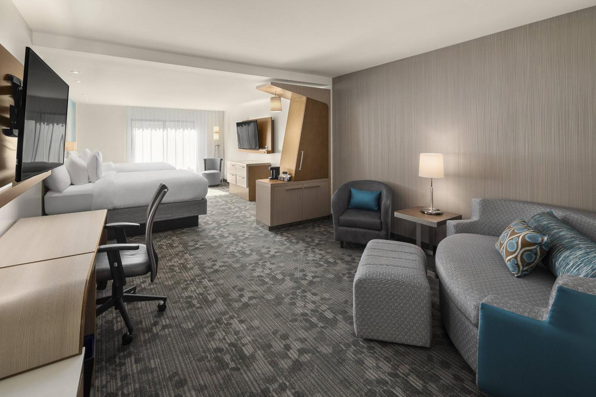Courtyard By Marriott Seattle Northgate Hotell Exteriör bild